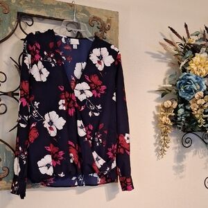 A New Day Navy Blouse with Pink and White Floral Design. NWOT Size Medium